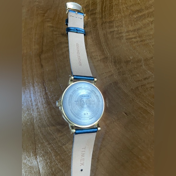 Beautiful Timex watch - Picture 5 of 8